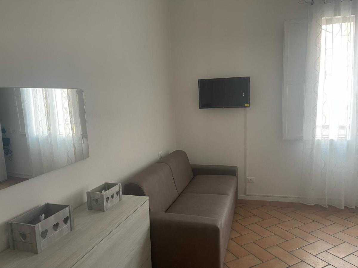 45 - Tourist House Bologna Oberdan - Self Check-In Apartamento Exterior foto