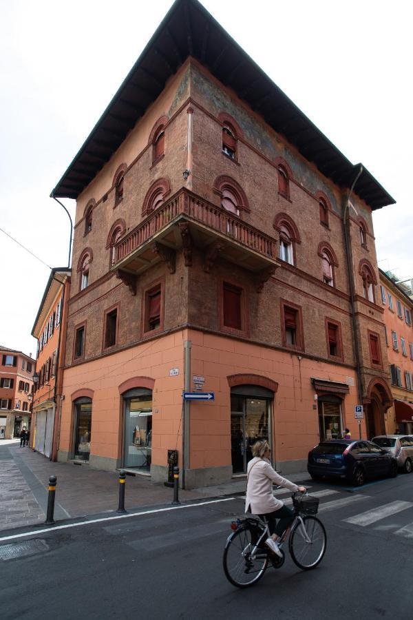 45 - Tourist House Bologna Oberdan - Self Check-In Apartamento Exterior foto