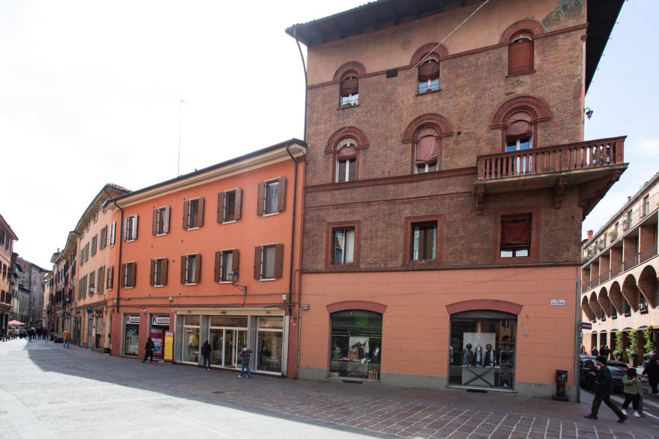 45 - Tourist House Bologna Oberdan - Self Check-In Apartamento Exterior foto